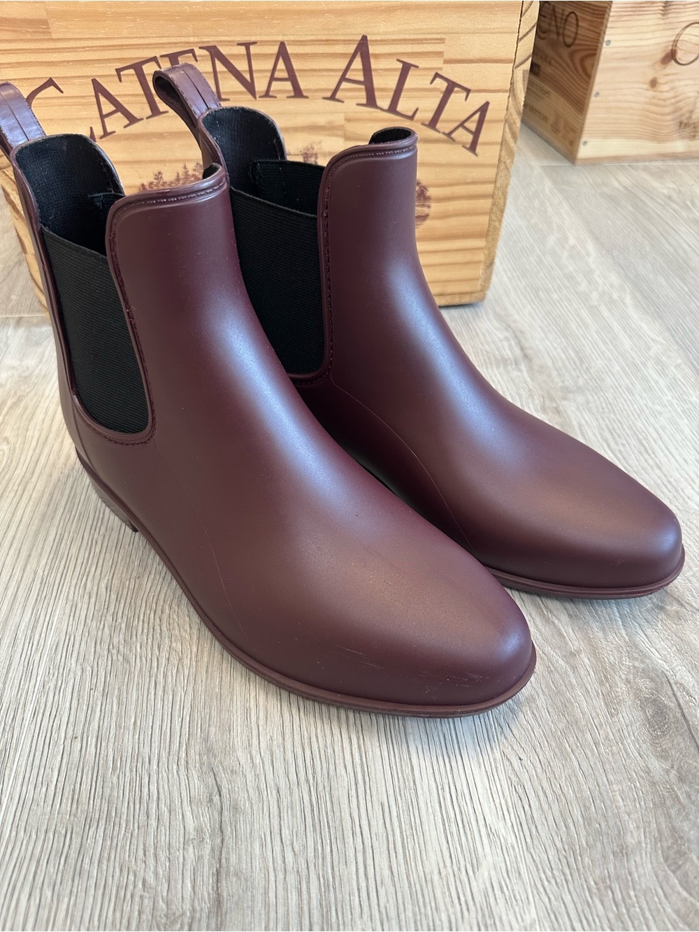 Dunes "Stormy" Matte Burgundy Chelsea Rain Boots Size 9M Maroon Waterproof